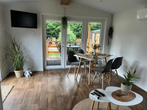 Tinyhouse Neila, Stuer